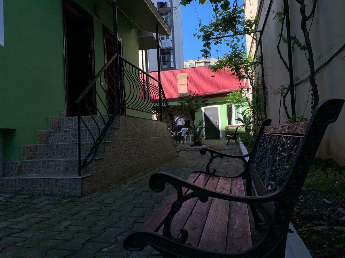 Hotel Light House Batumi Exterior foto