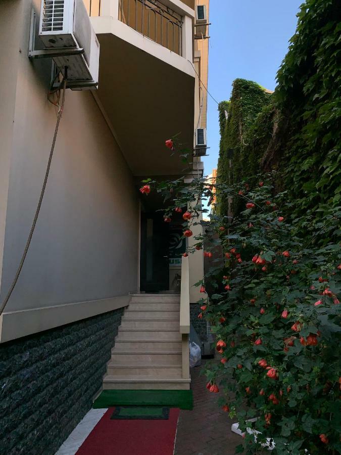 Hotel Light House Batumi Exterior foto