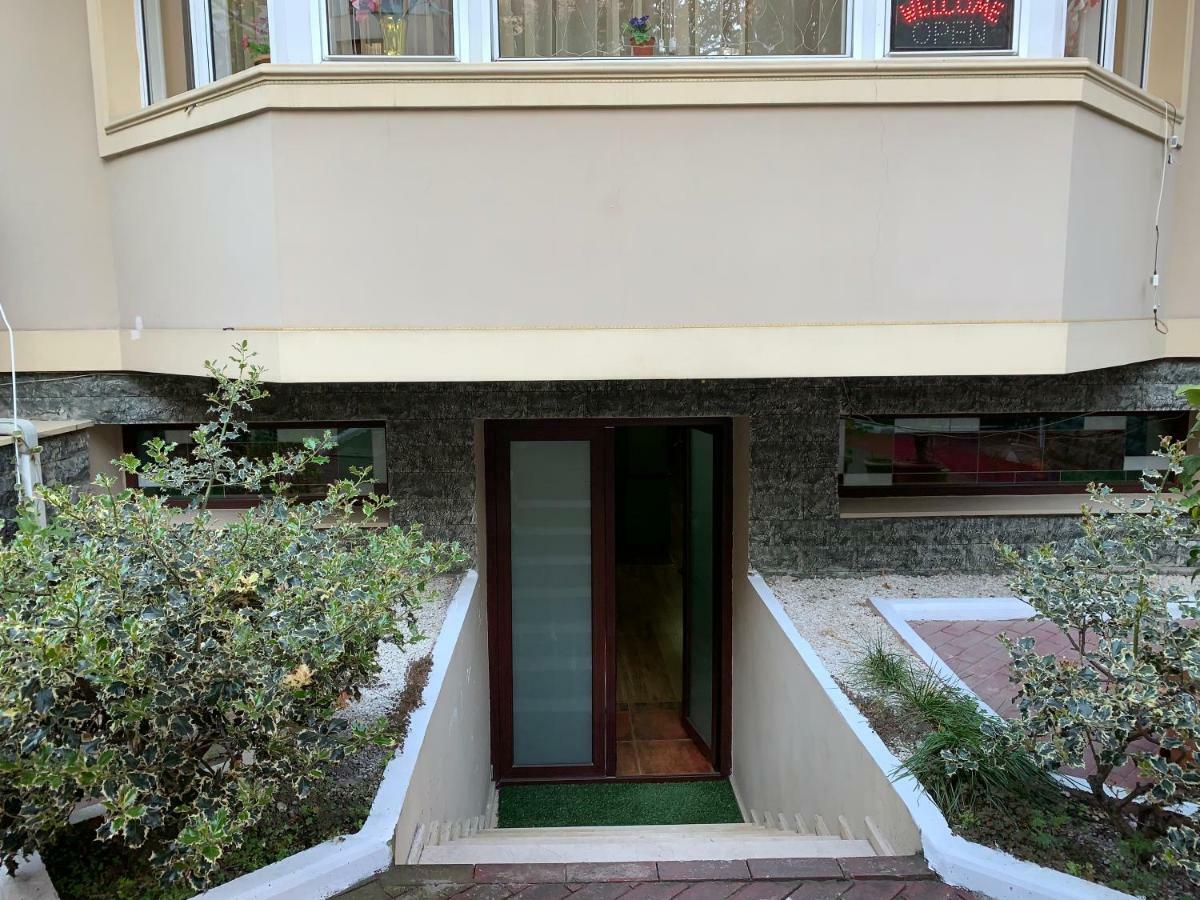 Hotel Light House Batumi Exterior foto